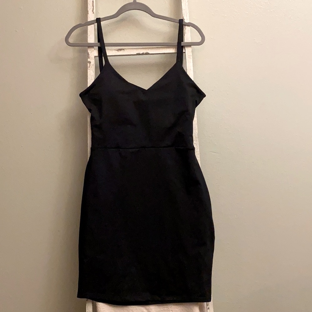 Fabletics little black dress L elastane straps